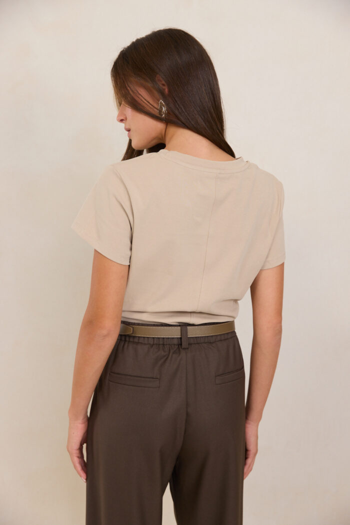 חולצת בייס ניקי - Image 6