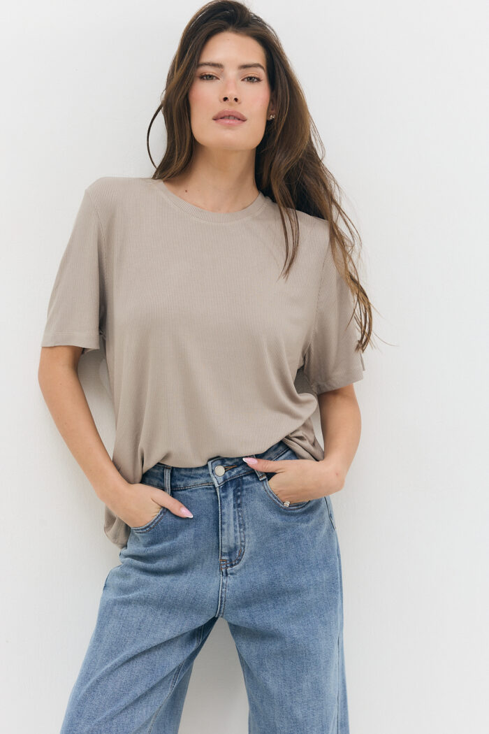 Fine T-Shirt - Image 5