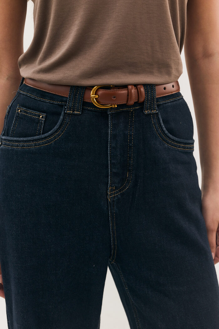 Half Horseshoe Buckle Leather Belt - Image 2