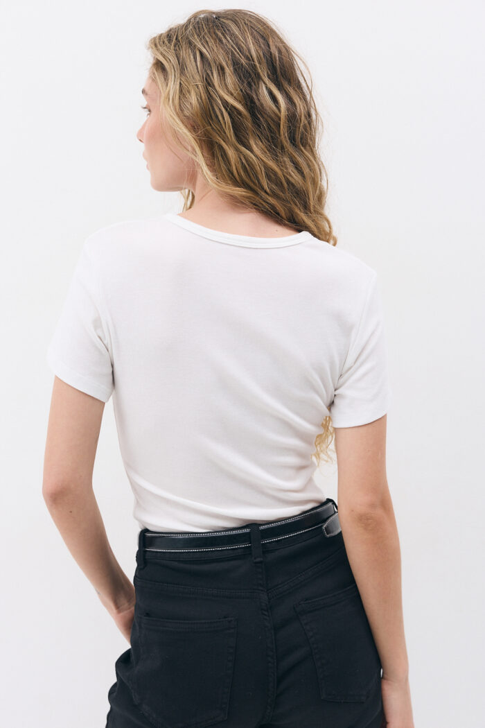 Monda T-Shirt - Image 11